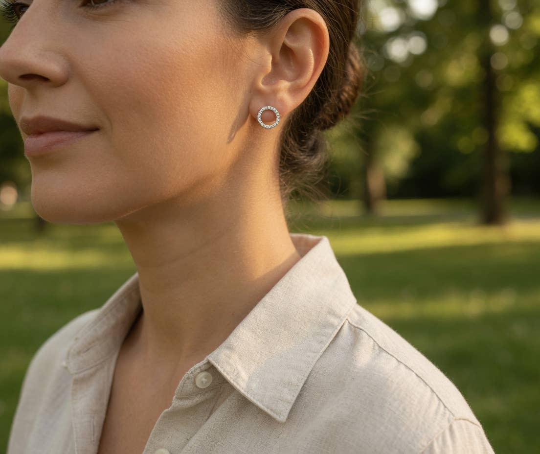 Crystal Detailed Circle Earrings – Silver