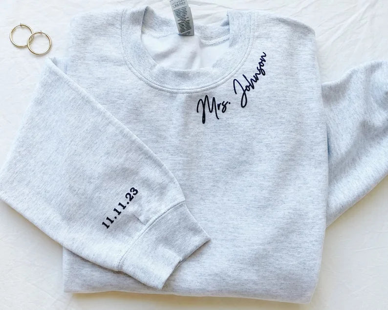 Personalized Mrs Sweatshirt