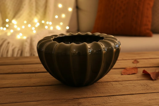 Olive bowl planter